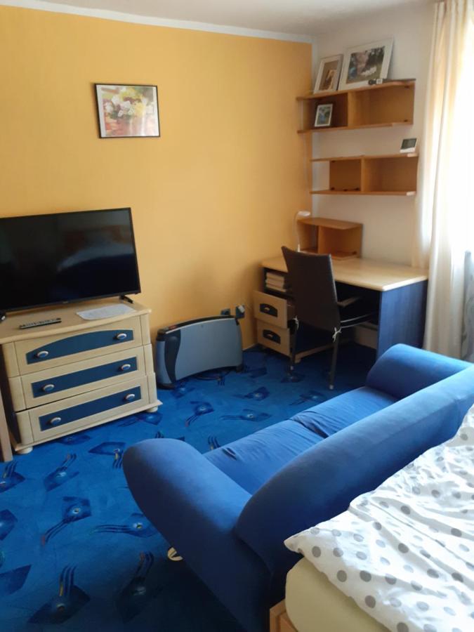 Rd Cerncin Bucovice Apartment Exterior foto
