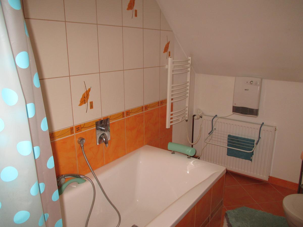 Rd Cerncin Bucovice Apartment Exterior foto